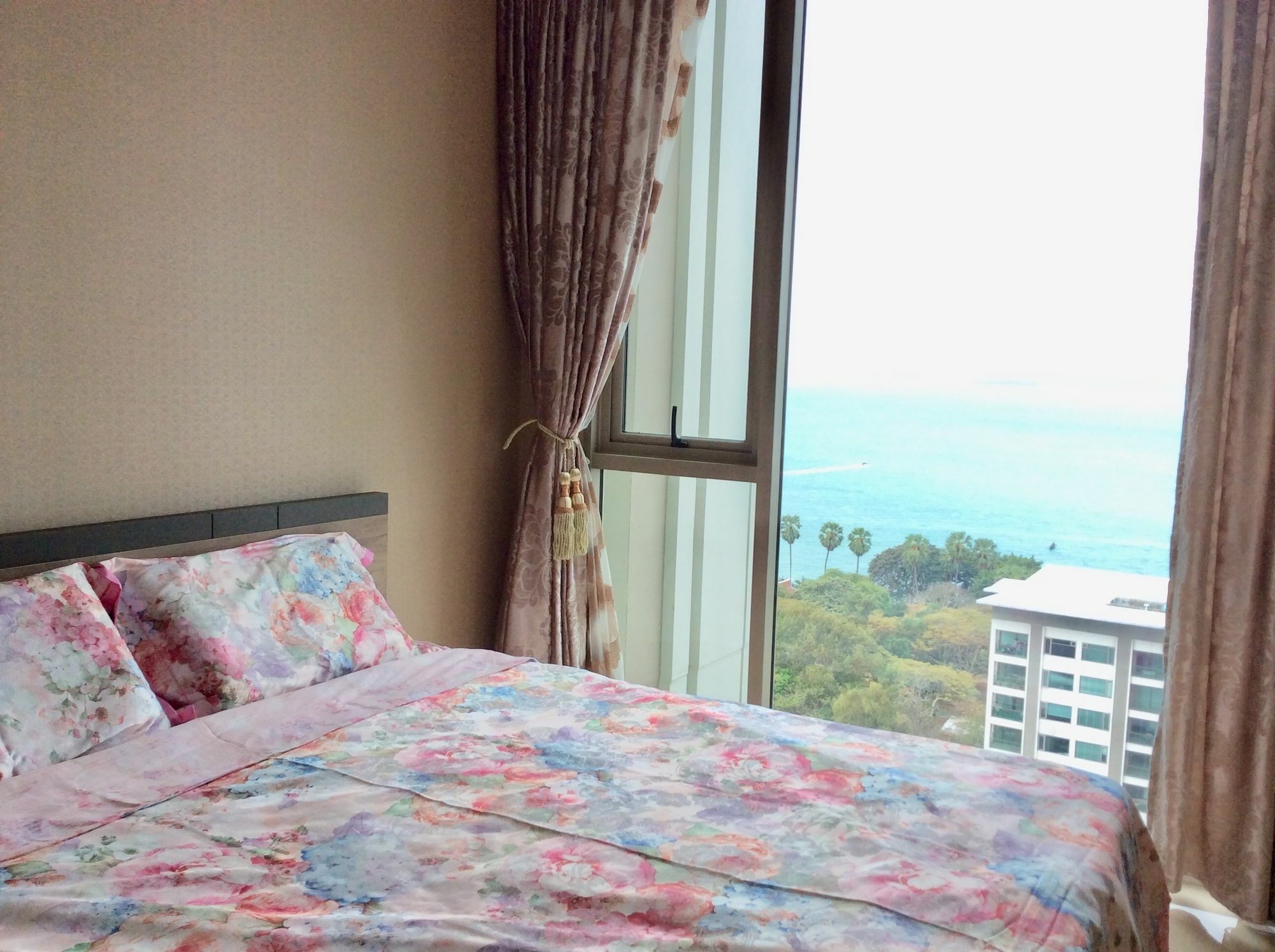 The Riviera Wongamat Hong Apartment Pattaya Buitenkant foto