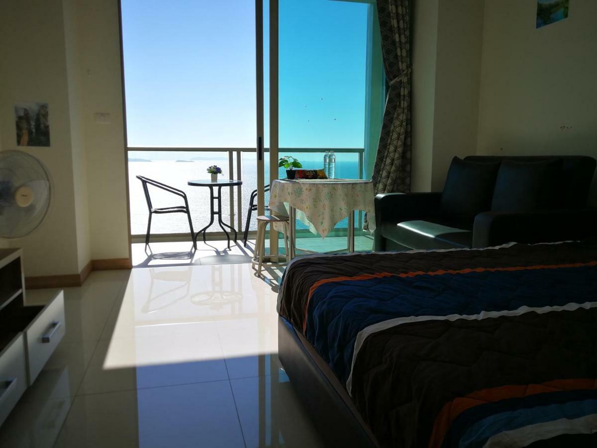 The Riviera Wongamat Hong Apartment Pattaya Buitenkant foto