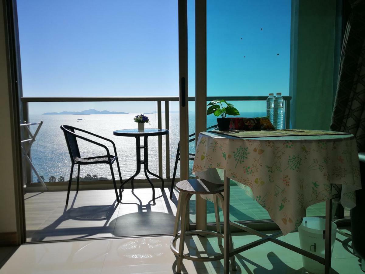 The Riviera Wongamat Hong Apartment Pattaya Buitenkant foto