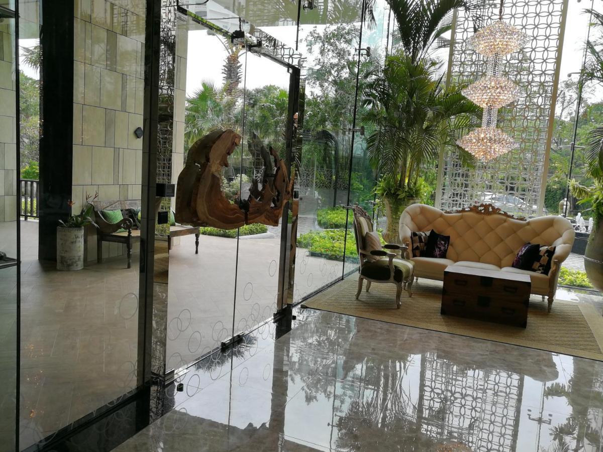 The Riviera Wongamat Hong Apartment Pattaya Buitenkant foto